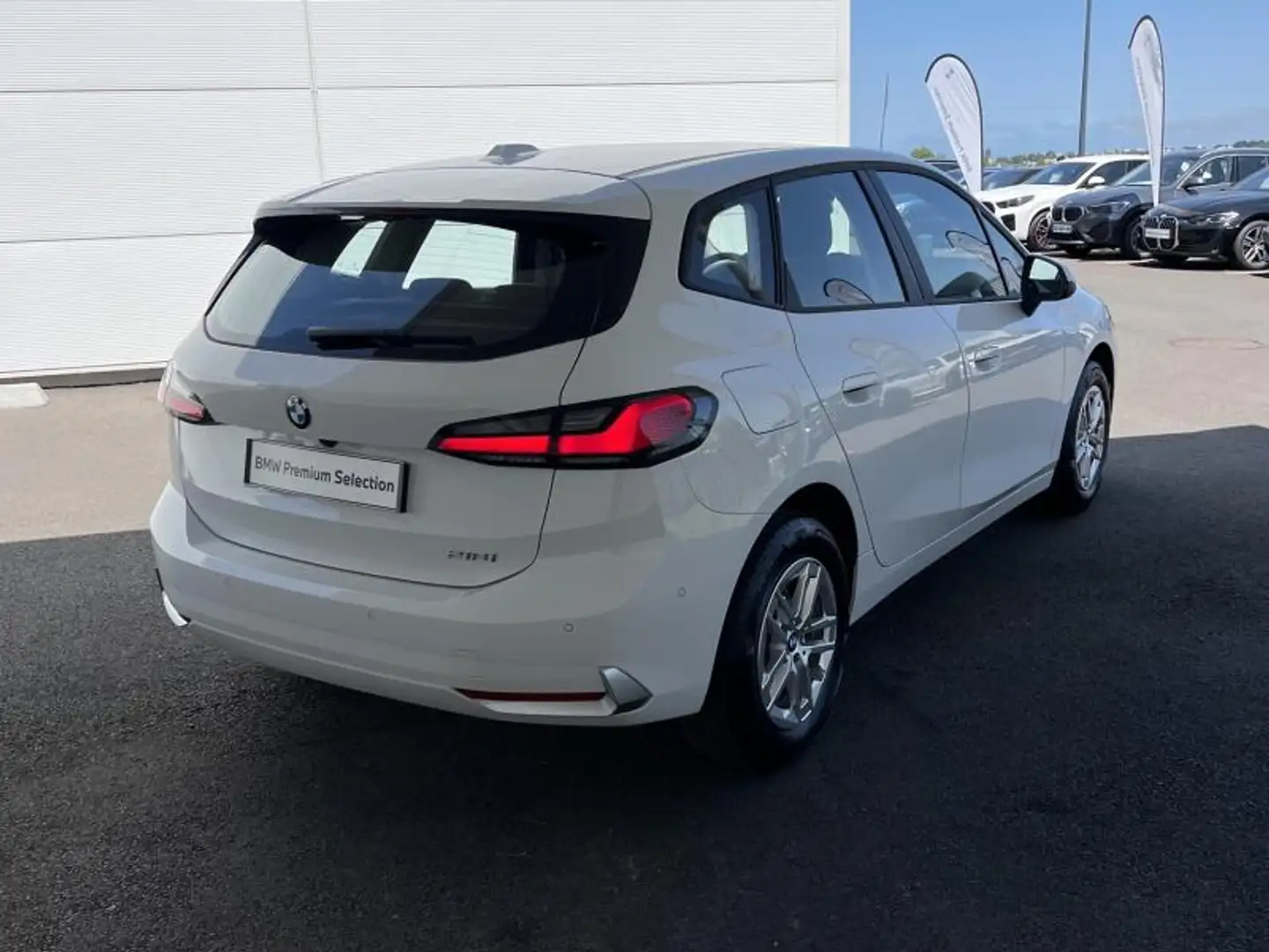 BMW 218 218i 136ch DKG7 Blanc - 2