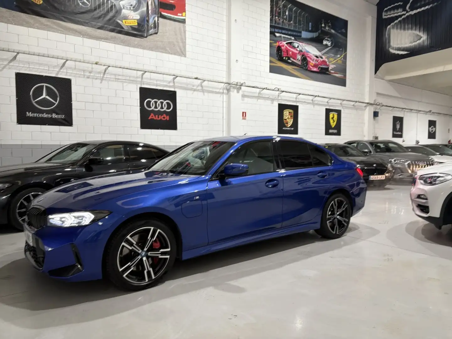 BMW 330 330e Azul - 2