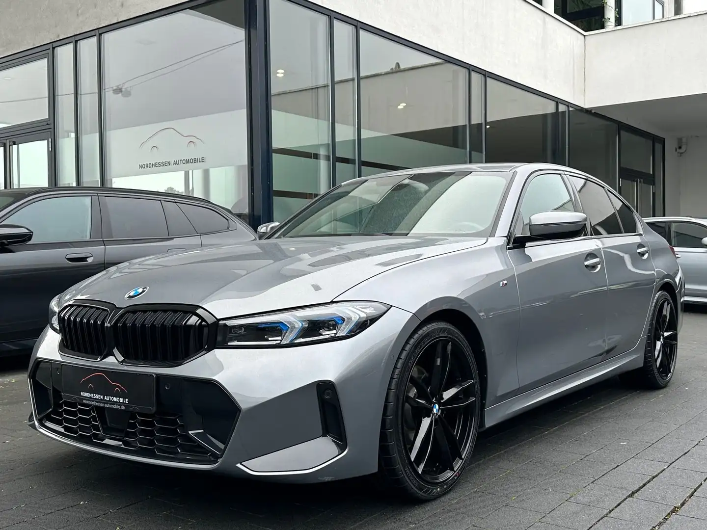 BMW 320 d xDrive M Sport | Kamera | Schiebedach | 19" Gris - 1