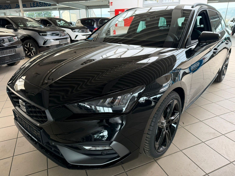 SEAT Leon 2.0 TDI 110kW FR Black Edition DSG SP — photo 9