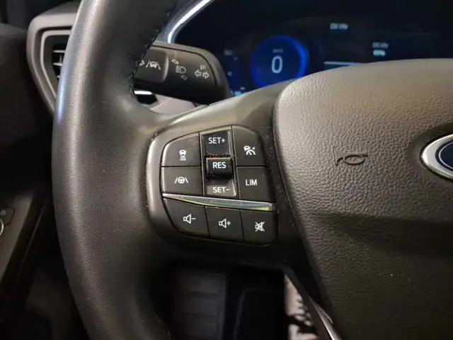 Ford Focus view 11