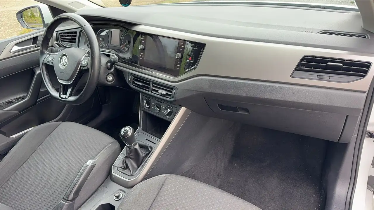 Volkswagen Polo Citadine 5 portes — photo 10