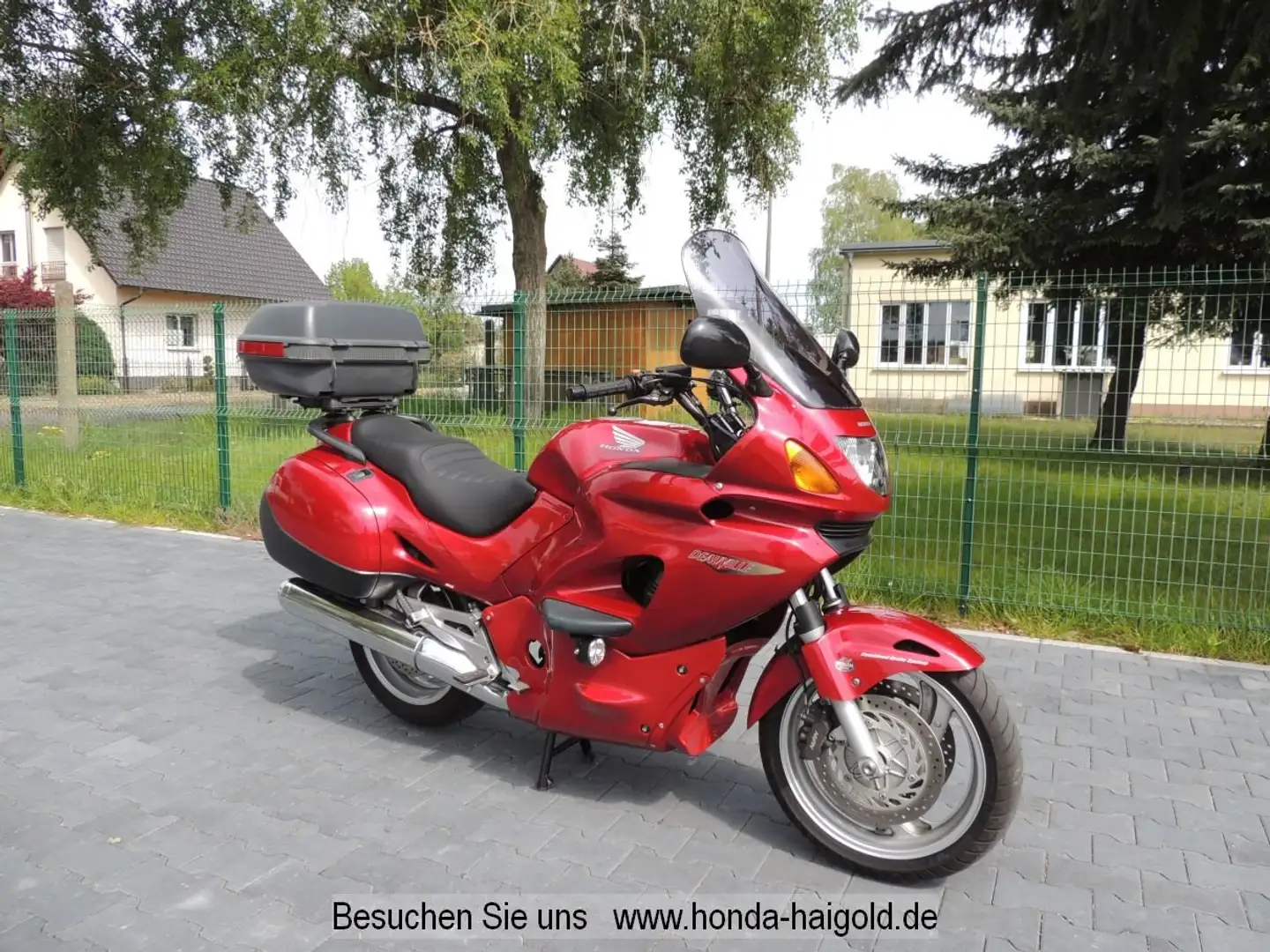 Honda NT 650 V ABS  Deauville Rouge - 1