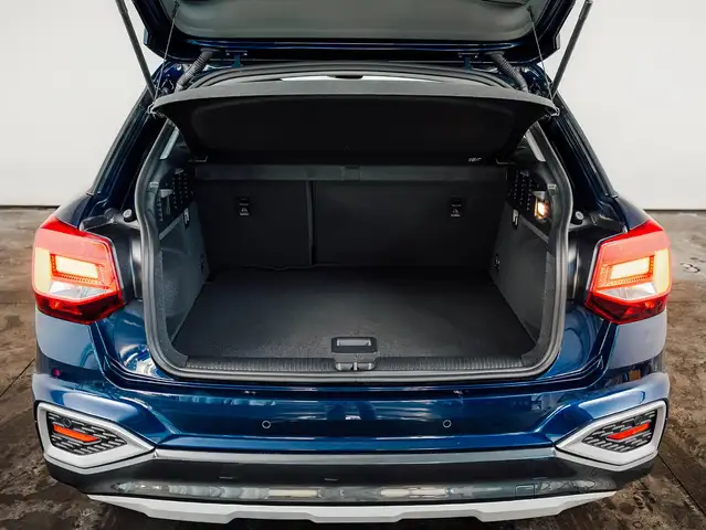 Audi Q2 view 7
