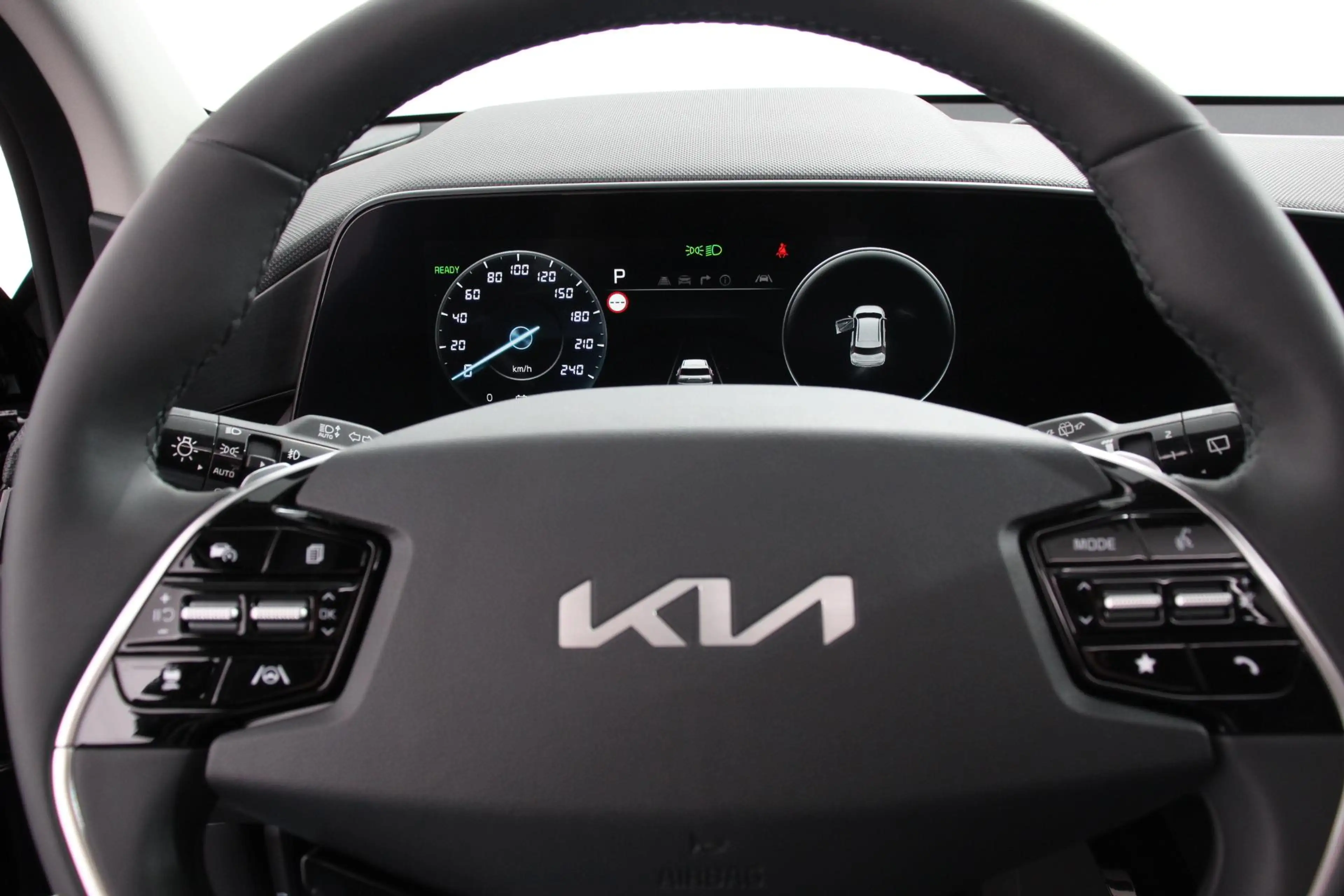 Kia e-Niro EV ExecutiveLine 64.8 kWh Navigatie Half Leder Sch — photo 11