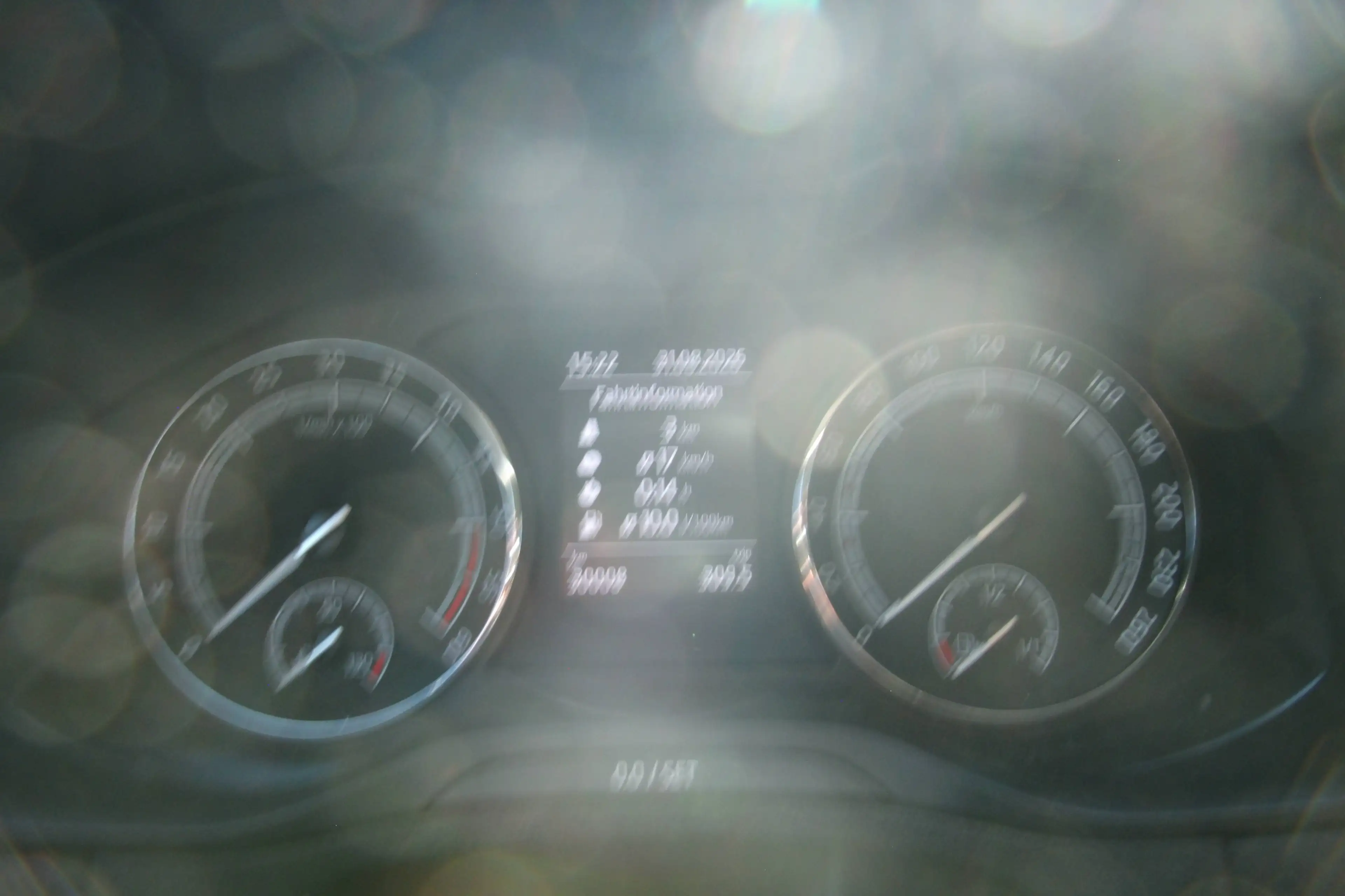 Skoda Karoq Ambition 4x4 — photo 6