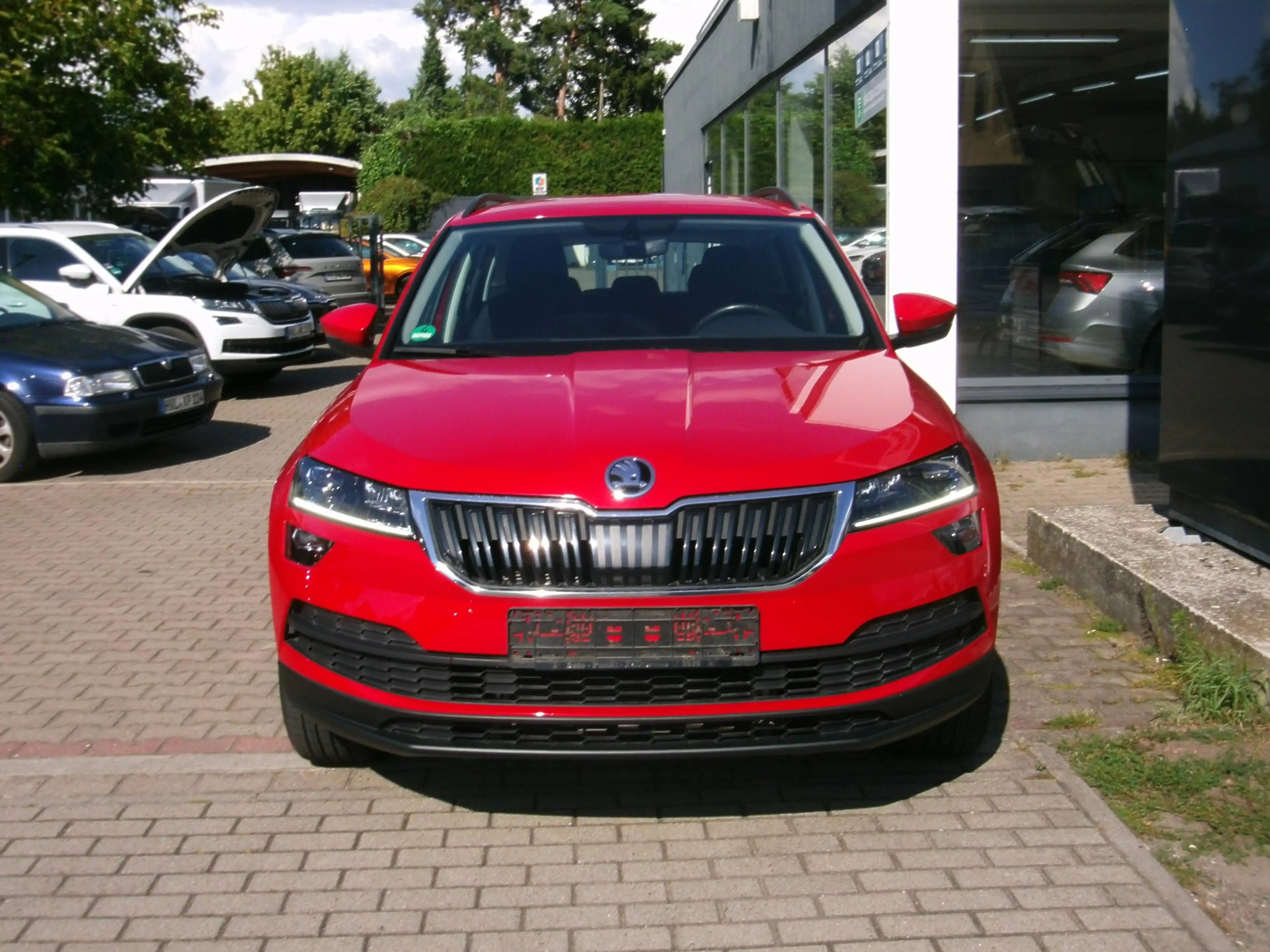 Skoda Karoq Ambition 4x4 — photo 2