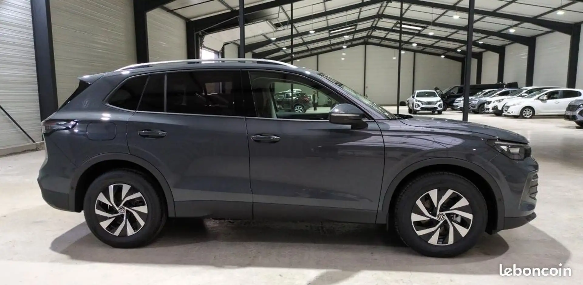 Volkswagen Tiguan 1.5 etsi 150 ch dsg7 life plus neuf 0km + pack hiver confort camera acc remise de 20 % Gris - 2
