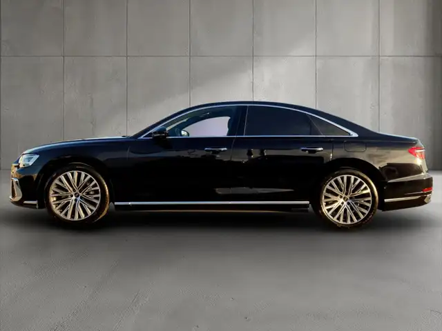 Audi A8 view 3