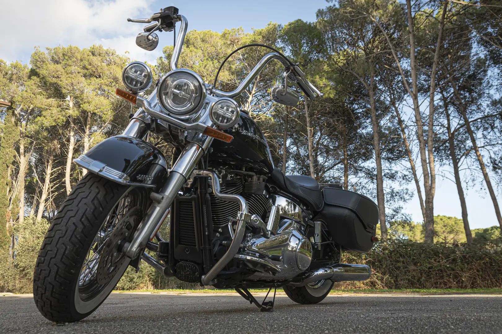 Harley-Davidson Softail deluxe - 2