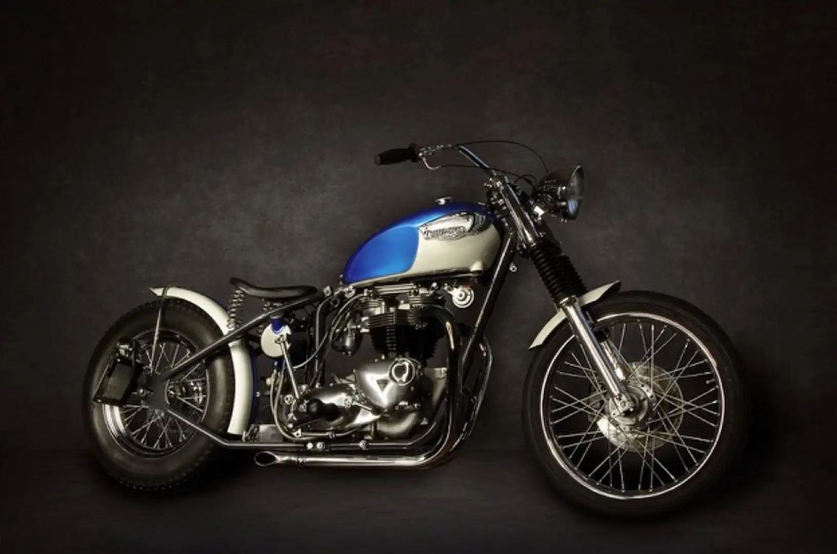 Triumph Bonneville Bobber Niebieski - 1