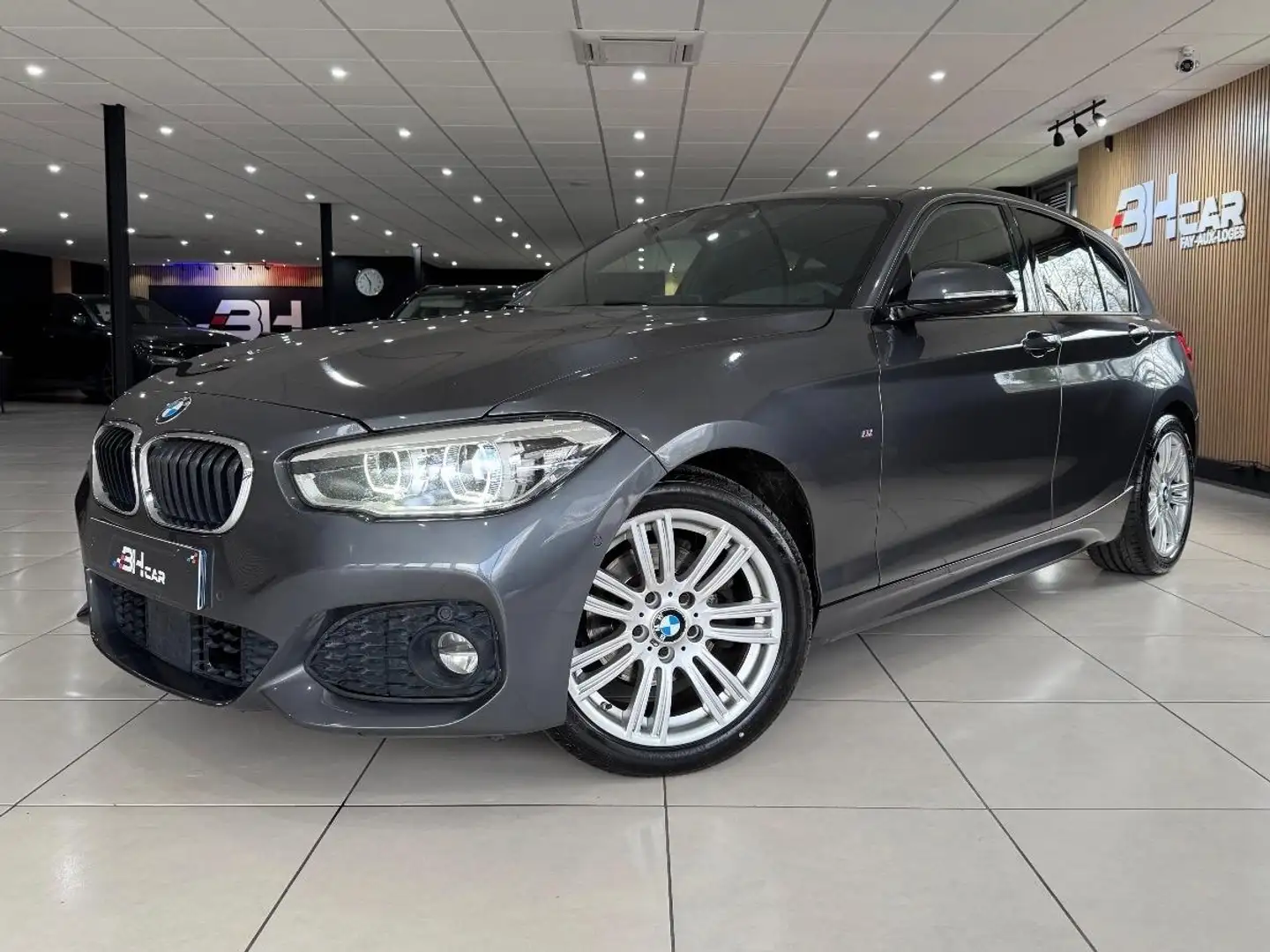 BMW 120 120D M-SPORT 190 CH BVA8 GARANTIE 1 AN 120 D Schwarz - 1
