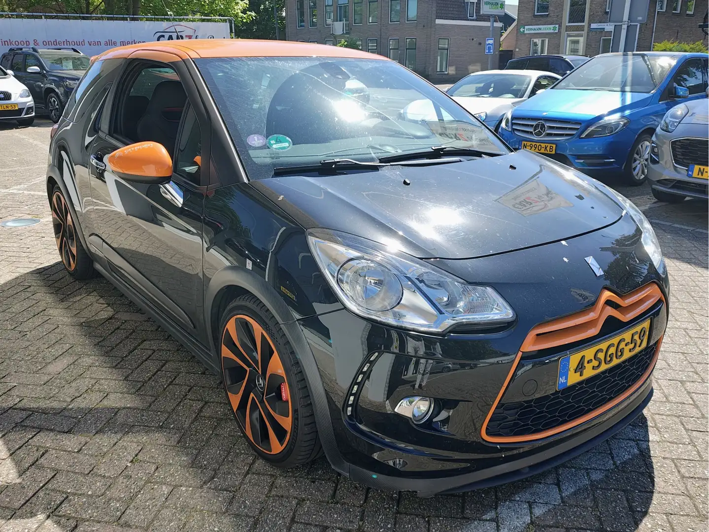 Citroen DS3 1.6 THP 200 RACING met APK tot 09-2025 Negru - 2
