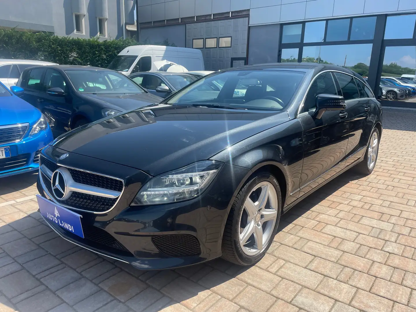 Mercedes-Benz CLS 220 d (bt) Premium auto Nero - 1