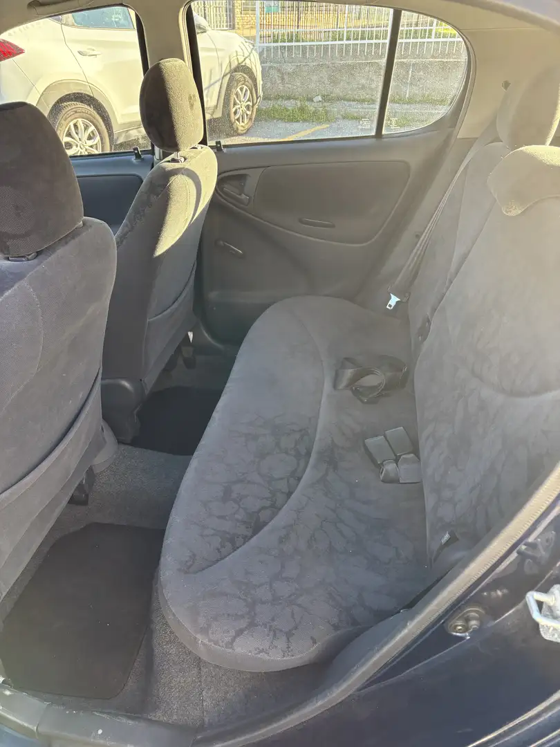Toyota Yaris 5p 1.0 - 2