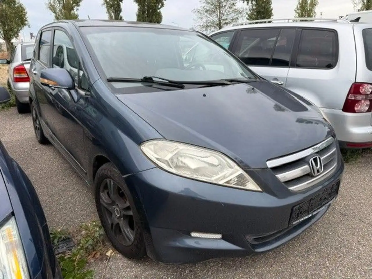 Honda FR-V