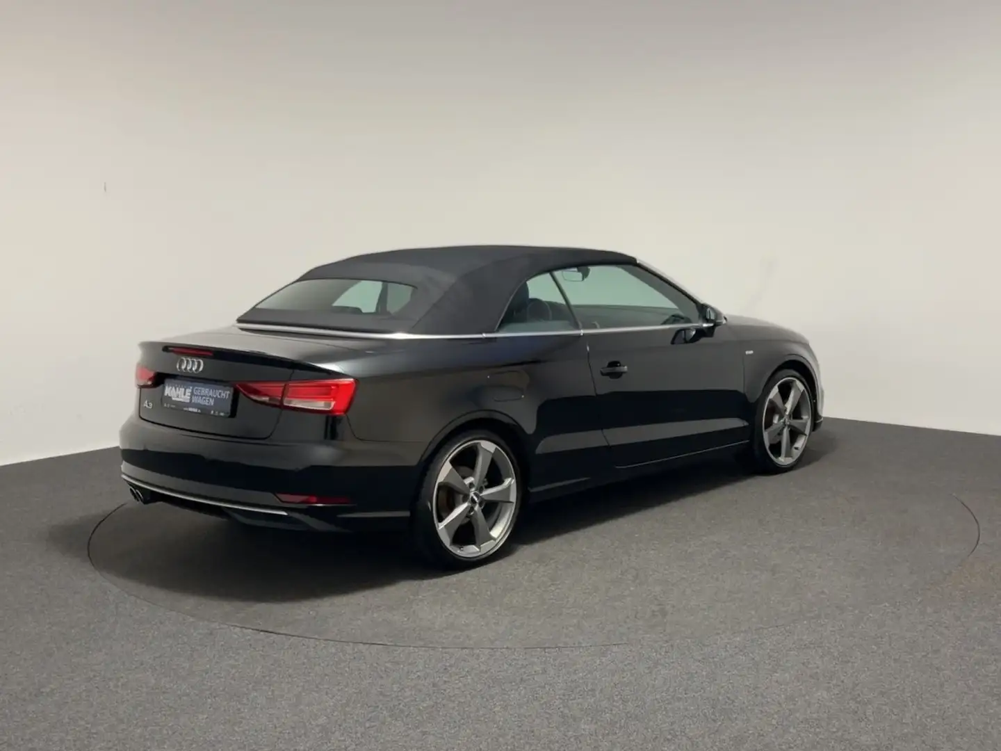 Audi A3 Cabriolet 1.5 TFSI Sport Klima Xenon Navi Noir - 2