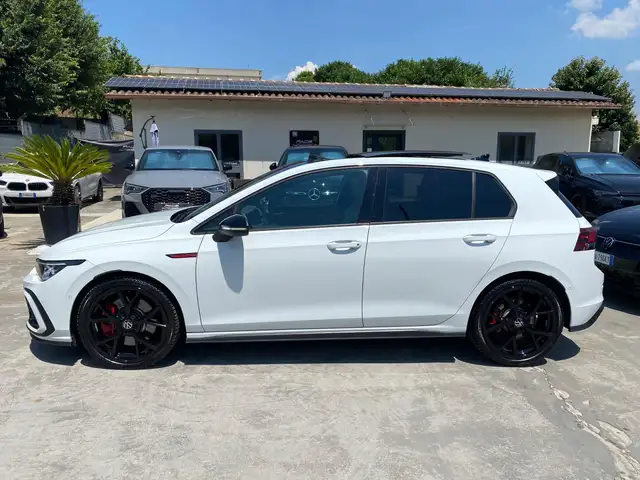Volkswagen Golf view 9