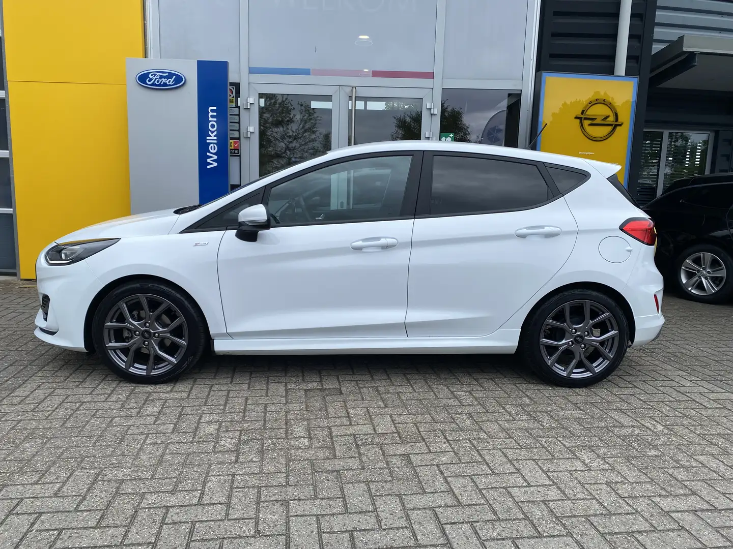 Ford Fiesta 125PK EcoBoost Hybrid ST-Line | STOEL/STUUR&VOORRU Wit - 2