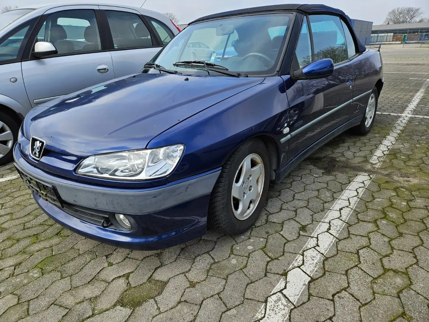 Peugeot 306 Cabriolet 1.6 Blau - 1