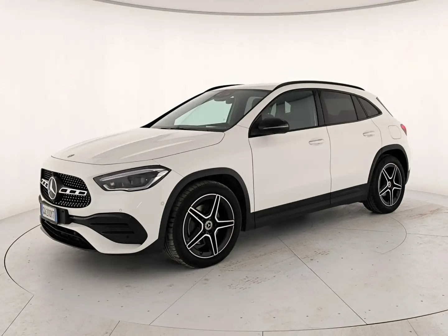 Mercedes-Benz GLA 200 200 d premium 4matic auto Blanc - 1