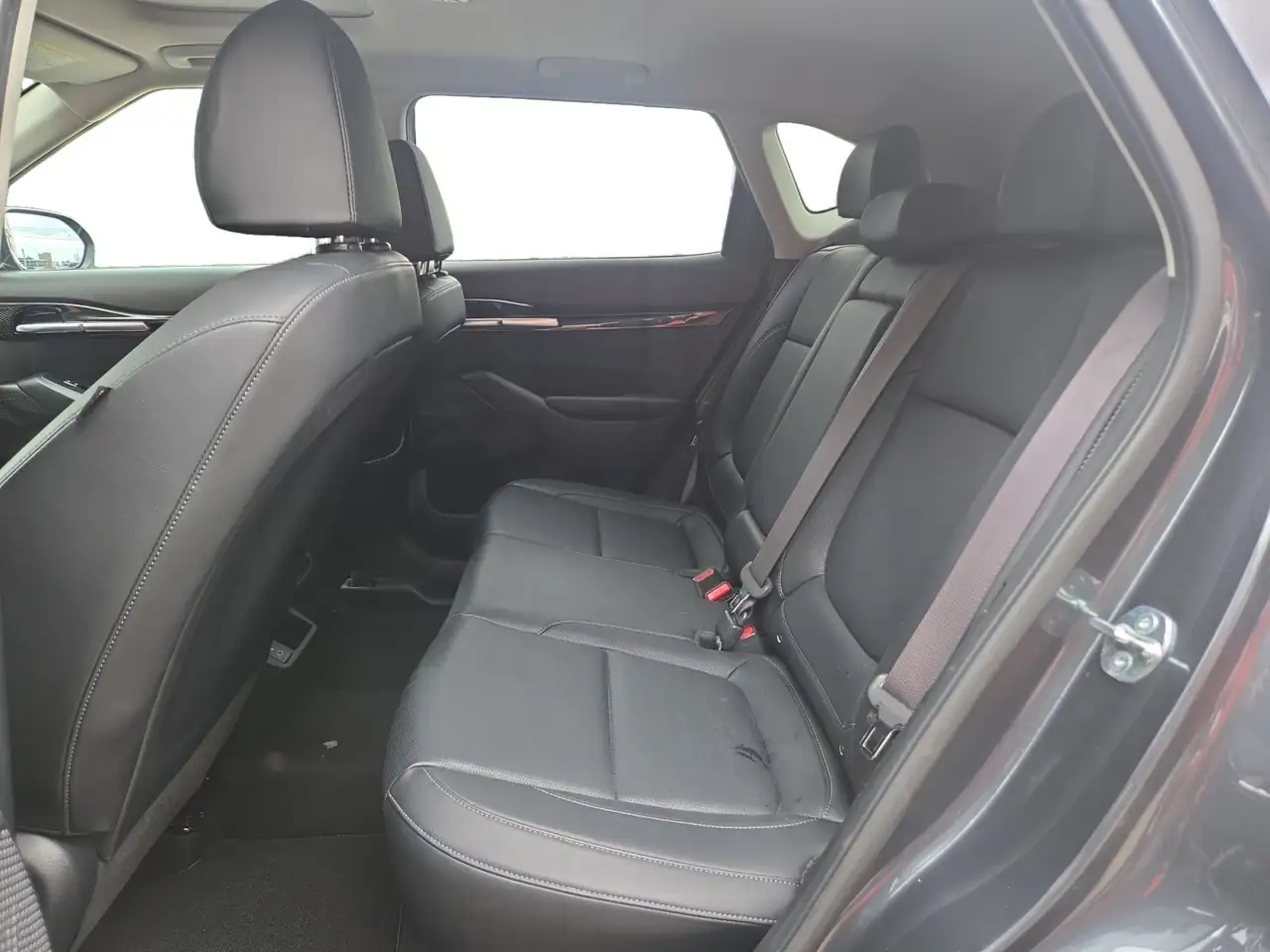 Kia Seltos снимка Kia Seltos