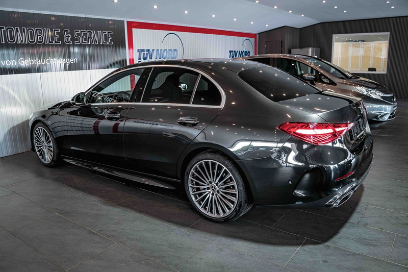 Mercedes-Benz C 220 d Lim. AMG Line Digital Light 360*Kam. Mem — photo 8
