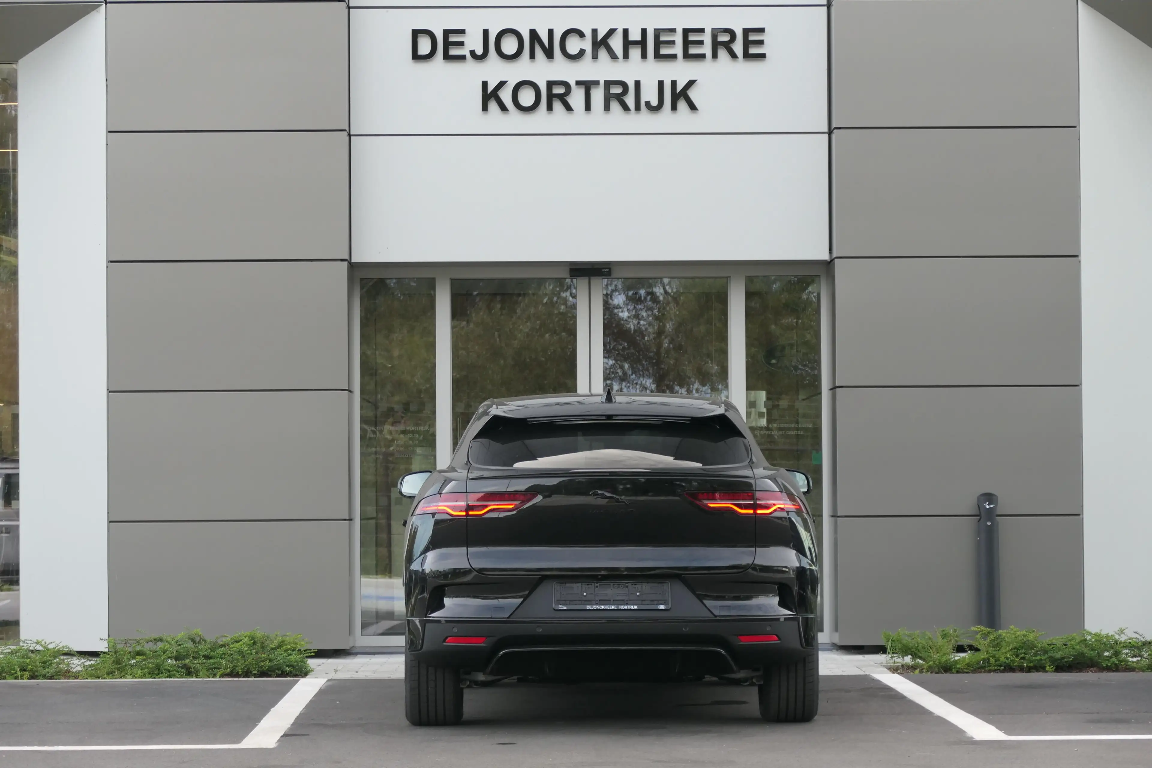 Jaguar I-Pace - I-PACE R-DYNAMIC SE AUT. — photo 5