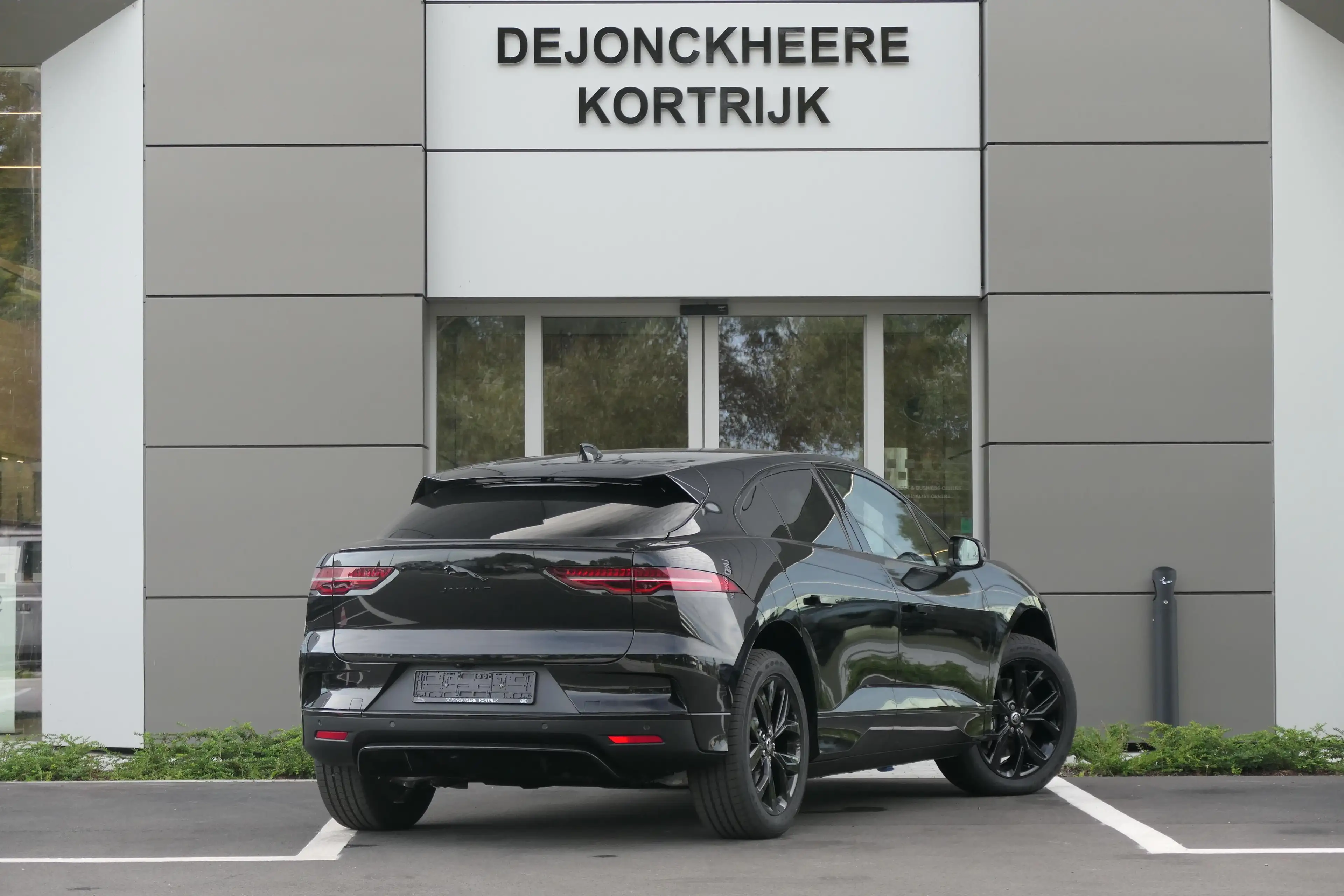 Jaguar I-Pace - I-PACE R-DYNAMIC SE AUT. — photo 4