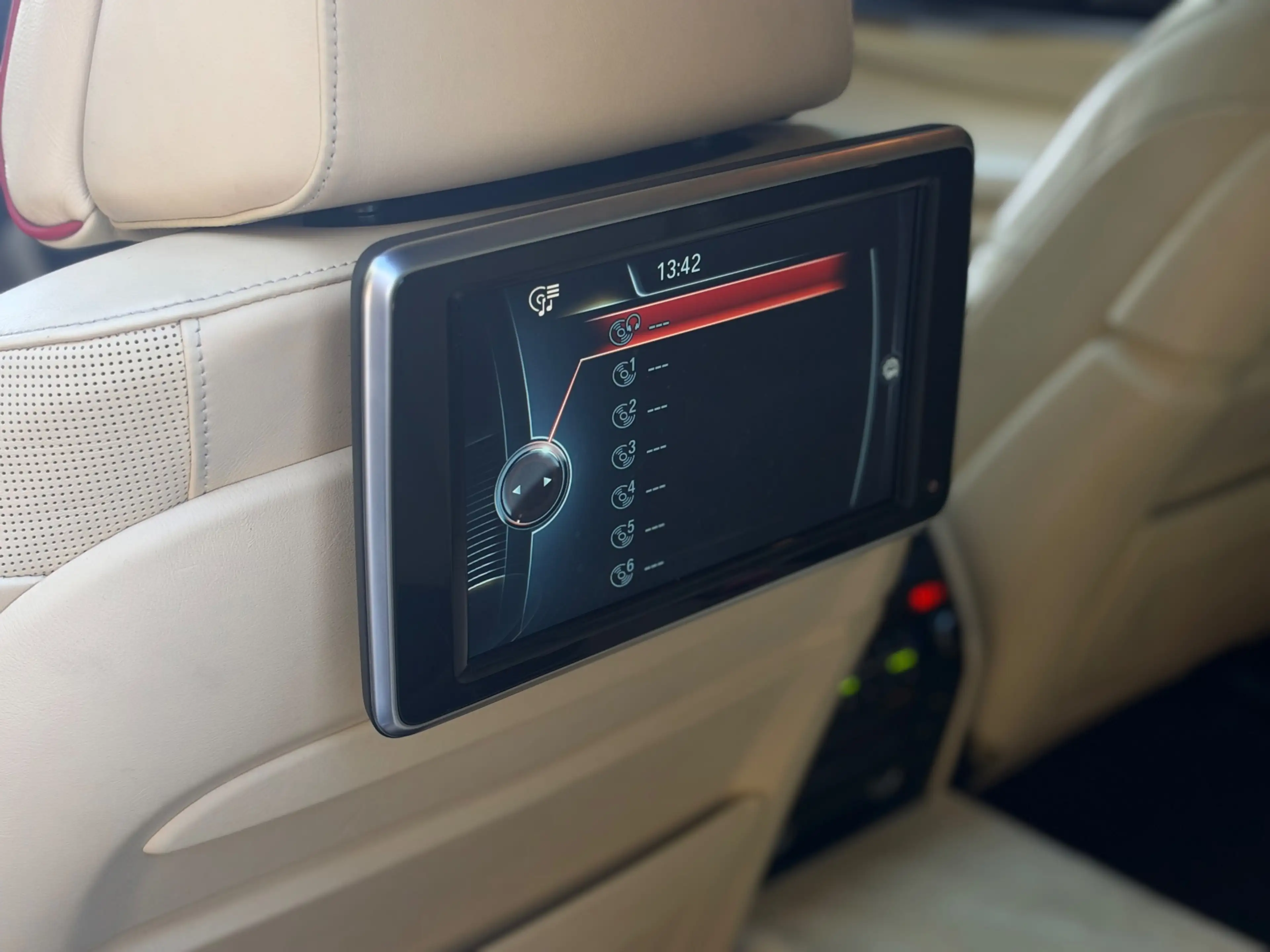 BMW 750 7-serie 750Li High Executive MEEST LUXE OPTIES!PAN — photo 4
