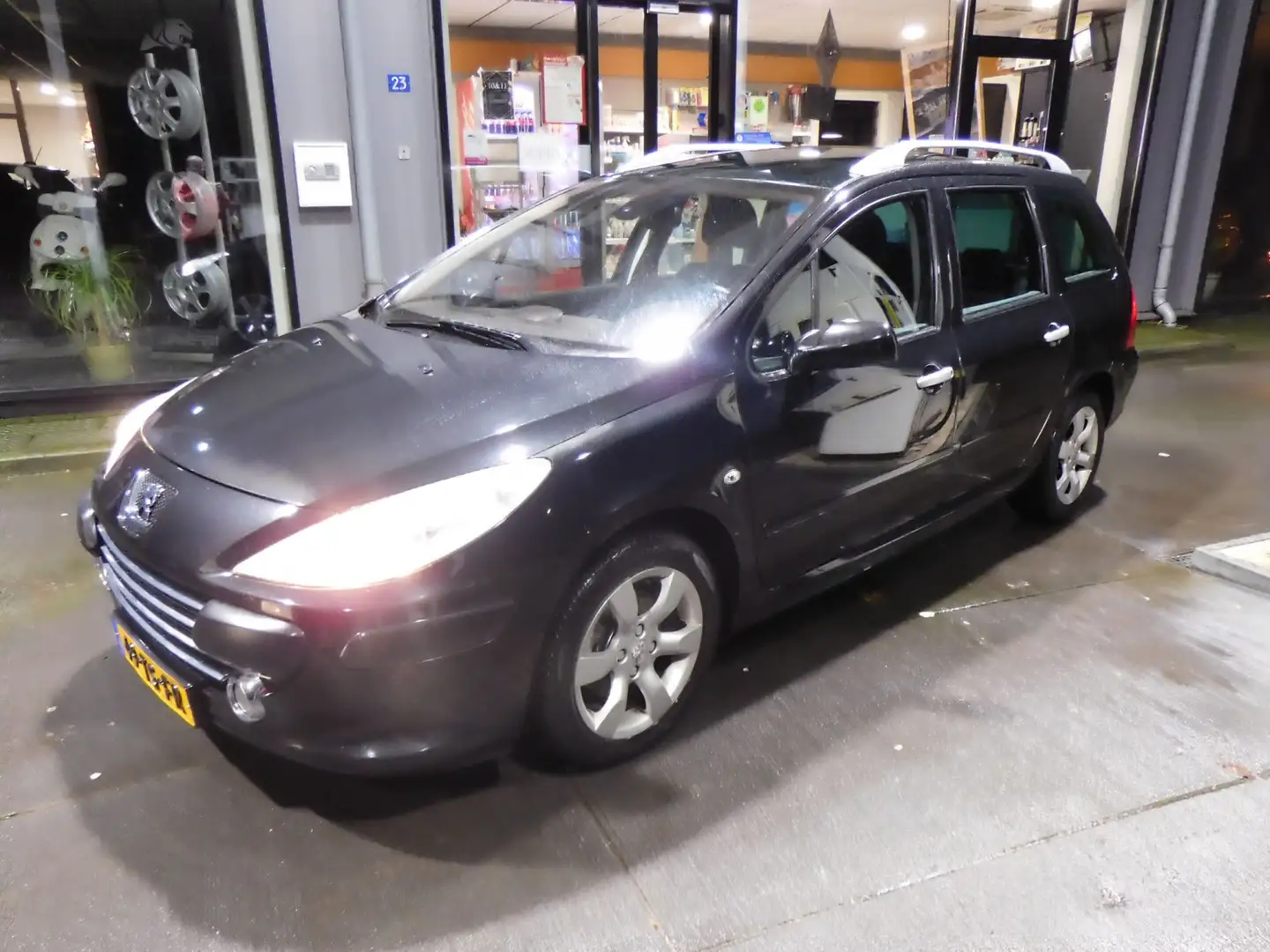 Peugeot 307 SW 2.0-16V Premium Staat in De Krim Black - 2