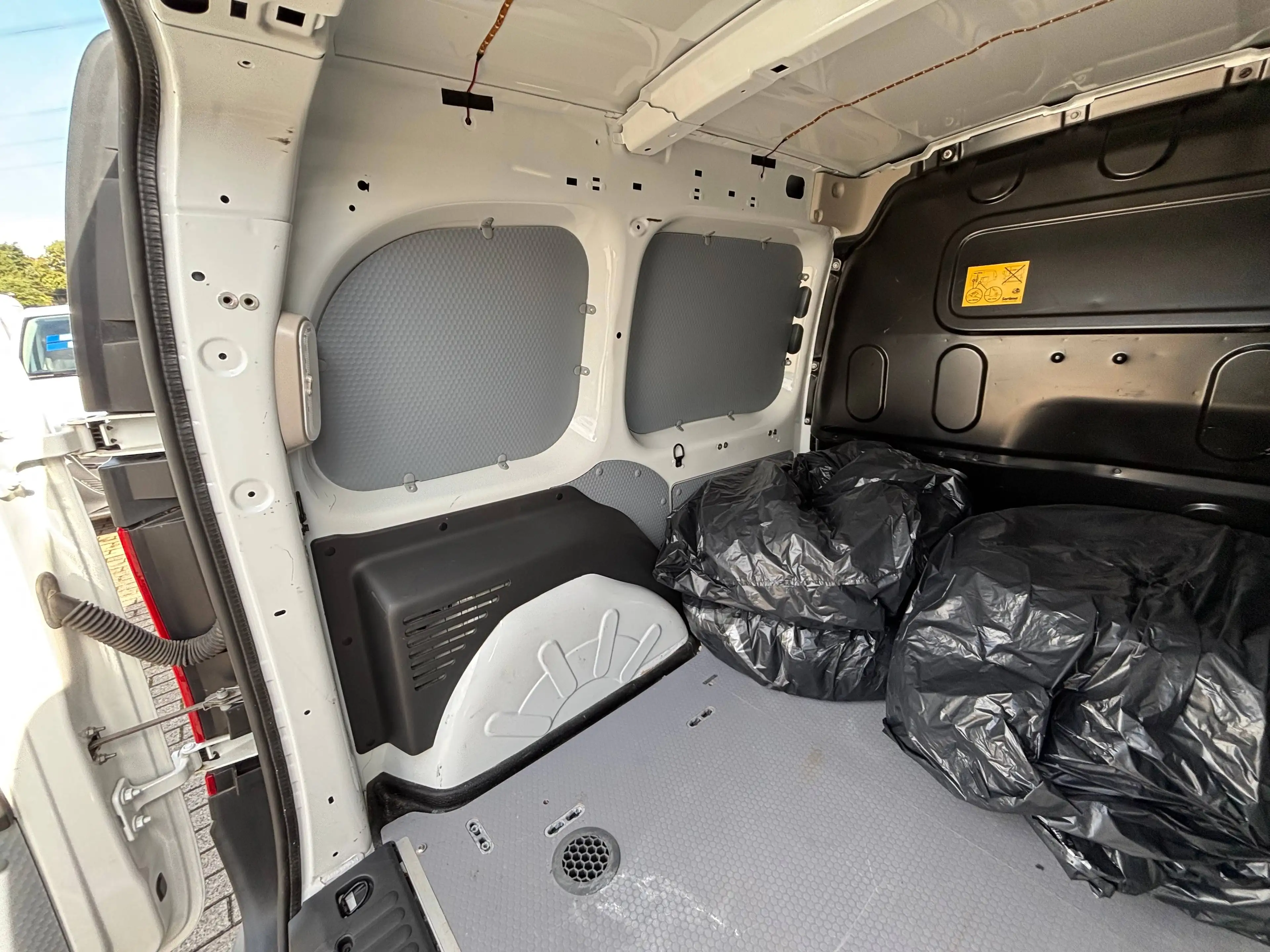 Mercedes-Benz Citan 111 CDI Kasten Werkstattausbau PTS KLIMA 3SITZER — photo 15