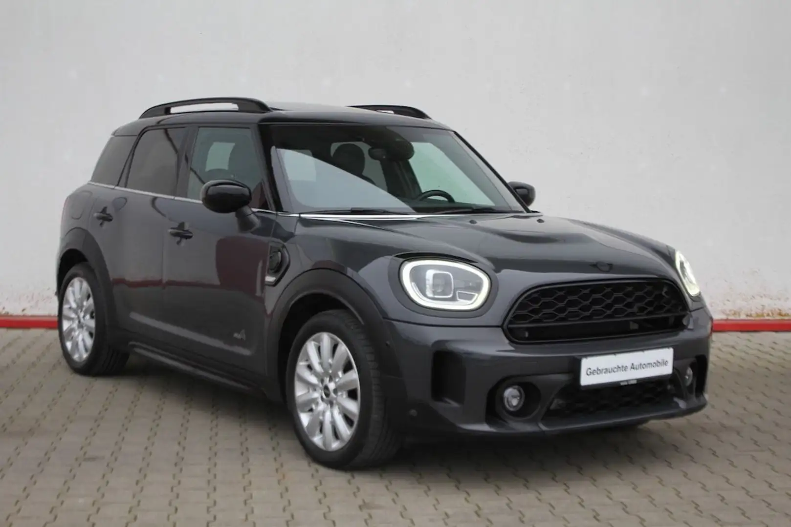 MINI Cooper SE Countryman ALL4 Plug-In Hybrid PANO Grau - 2