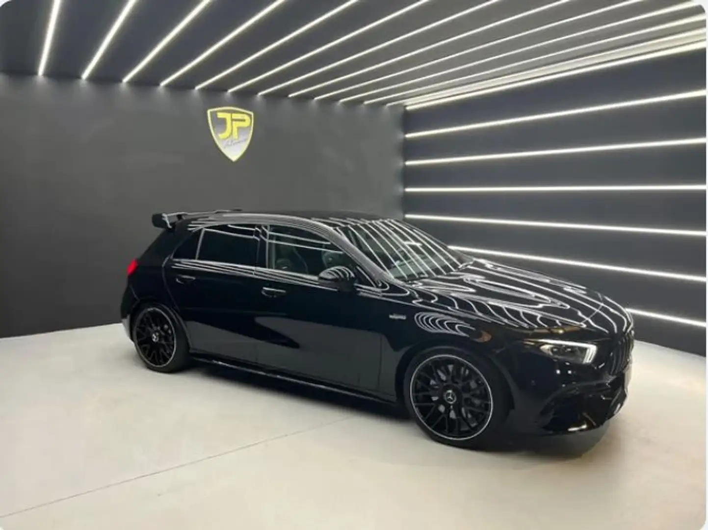 Mercedes-Benz A 45 AMG S 4Matic+ 8G-DCT Schwarz - 2