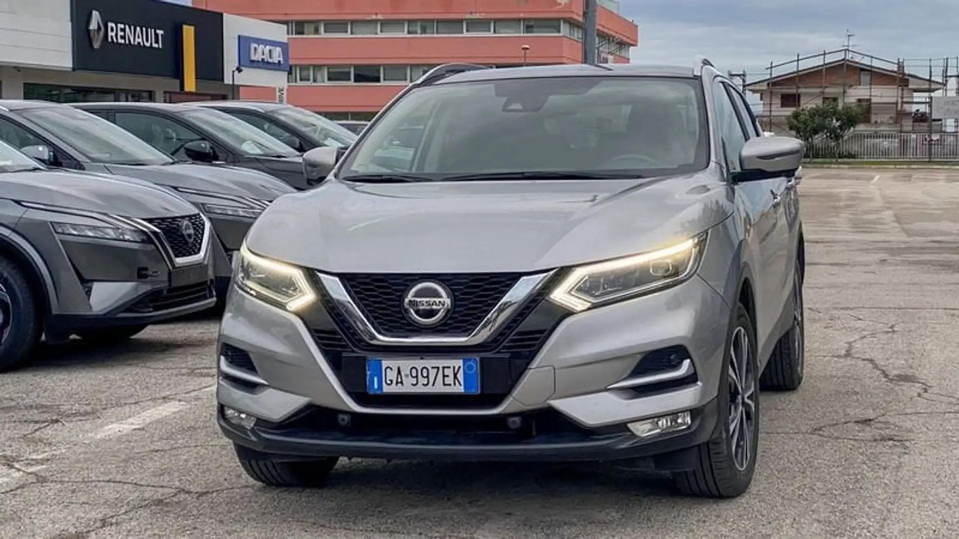 Nissan Qashqai 1.7 dCi 2WD N-Connecta Grigio - 1