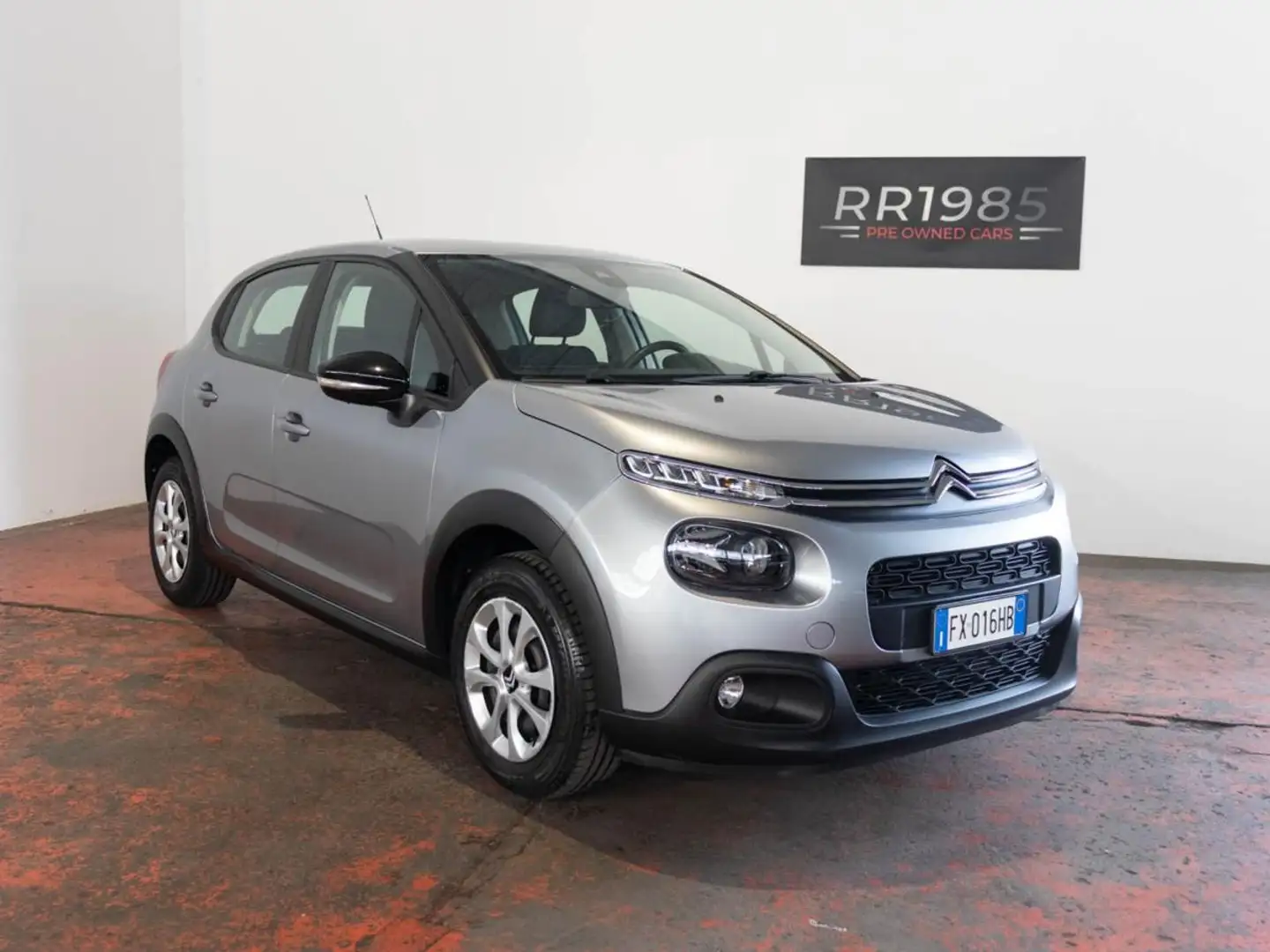 Citroen C3 1.2 Feel Silber - 1