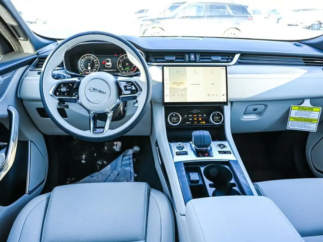 Jaguar F-Pace снимка Jaguar F-Pace