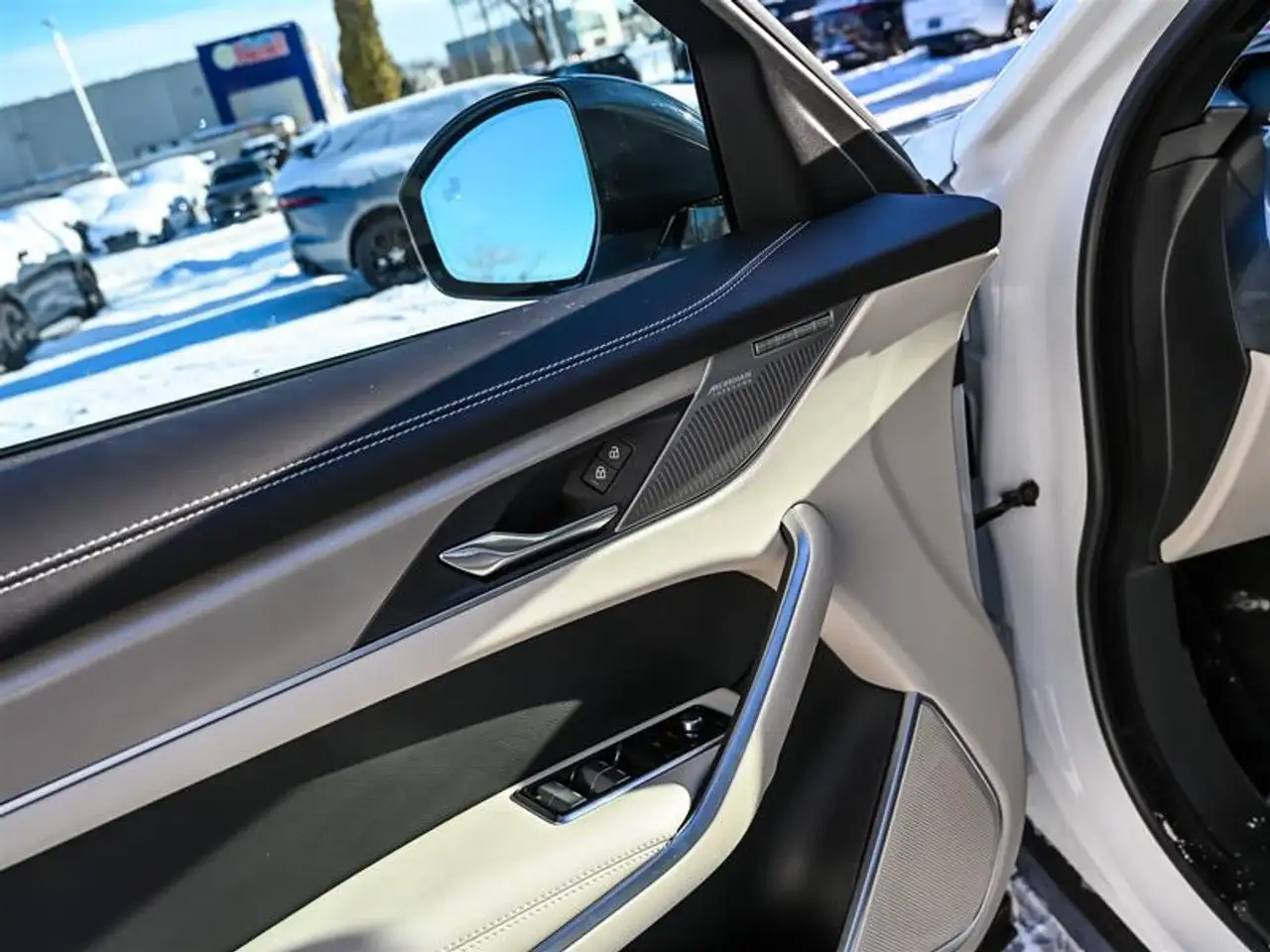 Jaguar F-Pace снимка Jaguar F-Pace