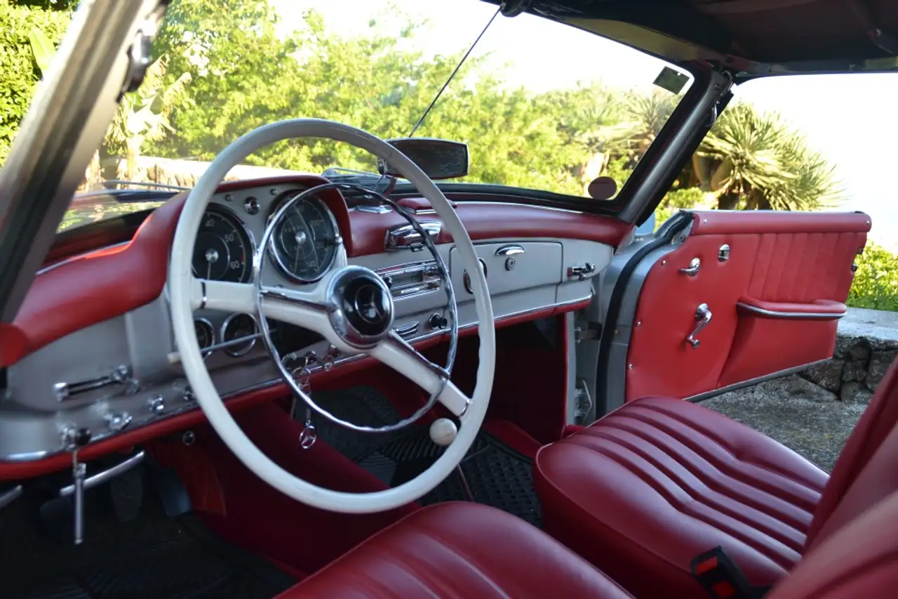 Mercedes-Benz 190 SL (121), foto 11