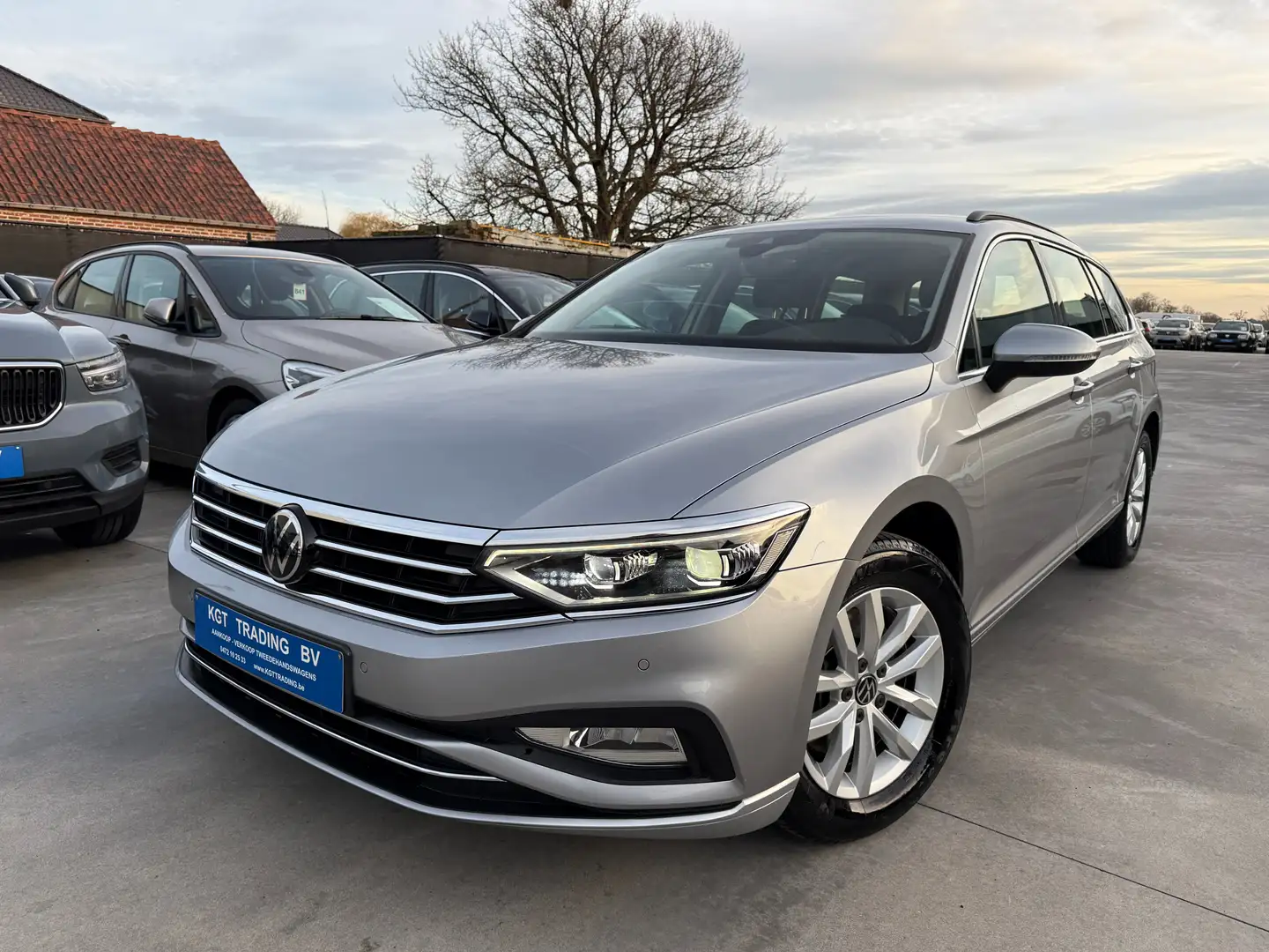 Volkswagen Passat Variant 1.5 TSI DSG AUTOMAAT FULL LED CARPLAY CAMERA NAVI Argent - 1