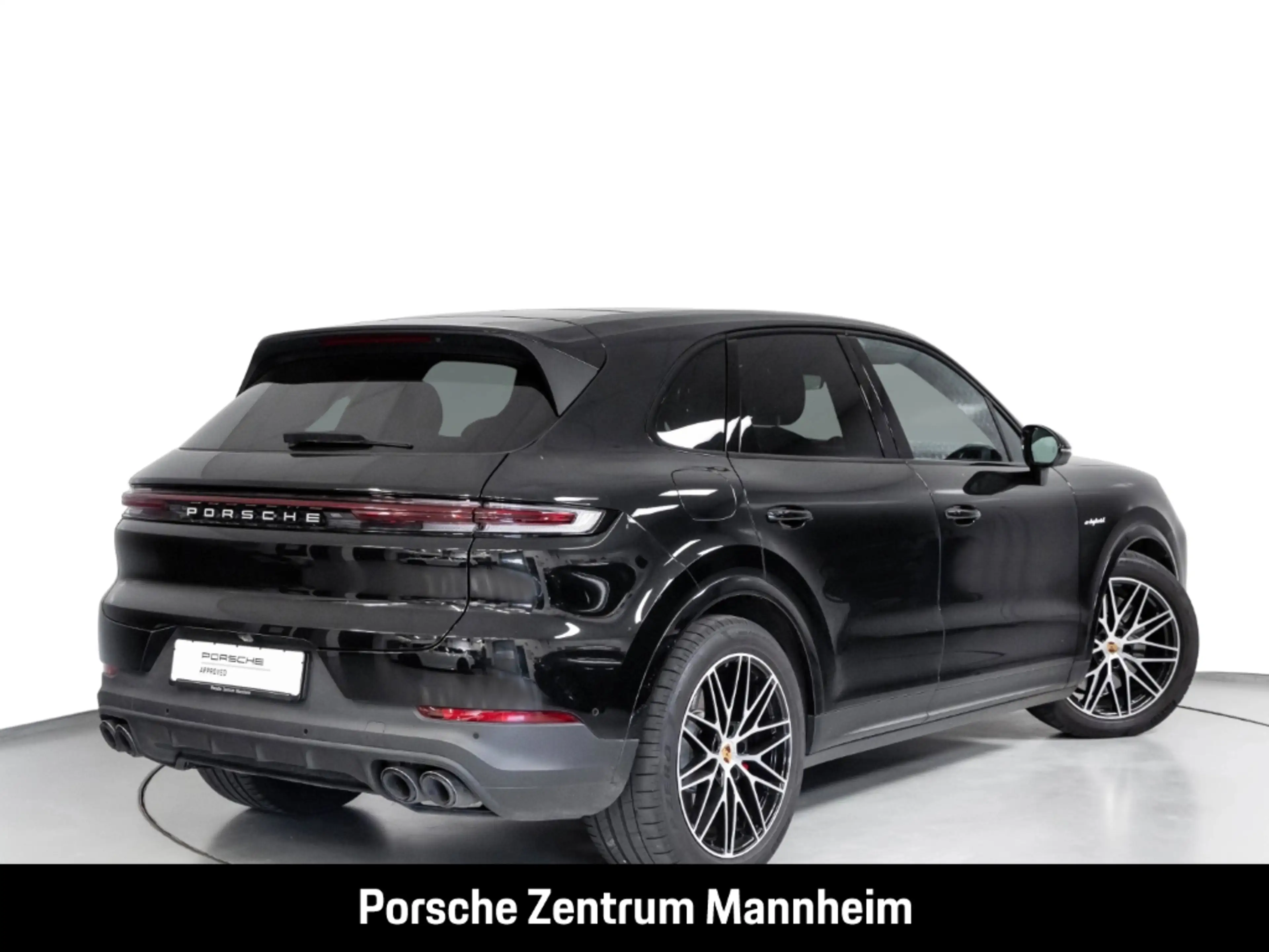 Porsche Cayenne S E-Hybrid — photo 11