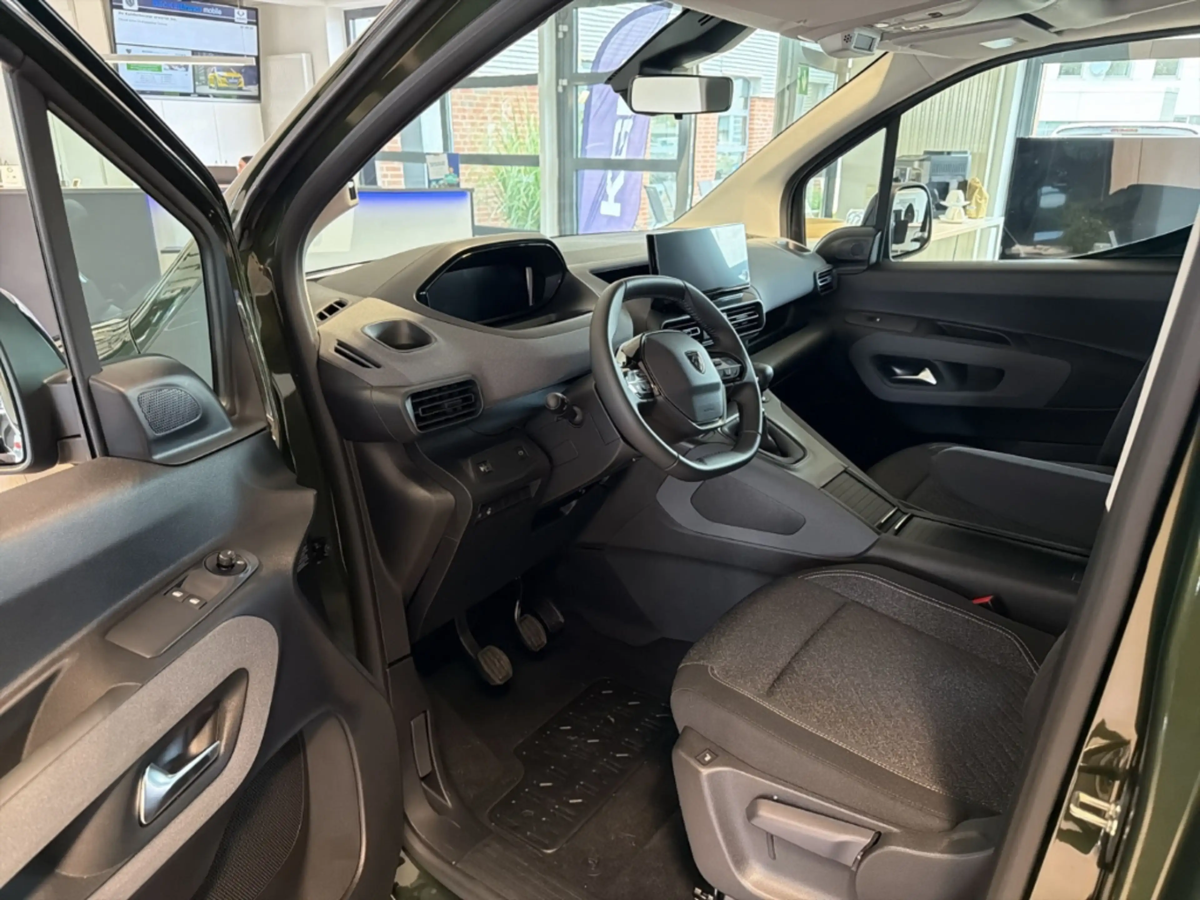 Peugeot Rifter Allure L1 WinterP*Techno-P.*RFK*EPH*Klima*Nebel*L- — photo 8