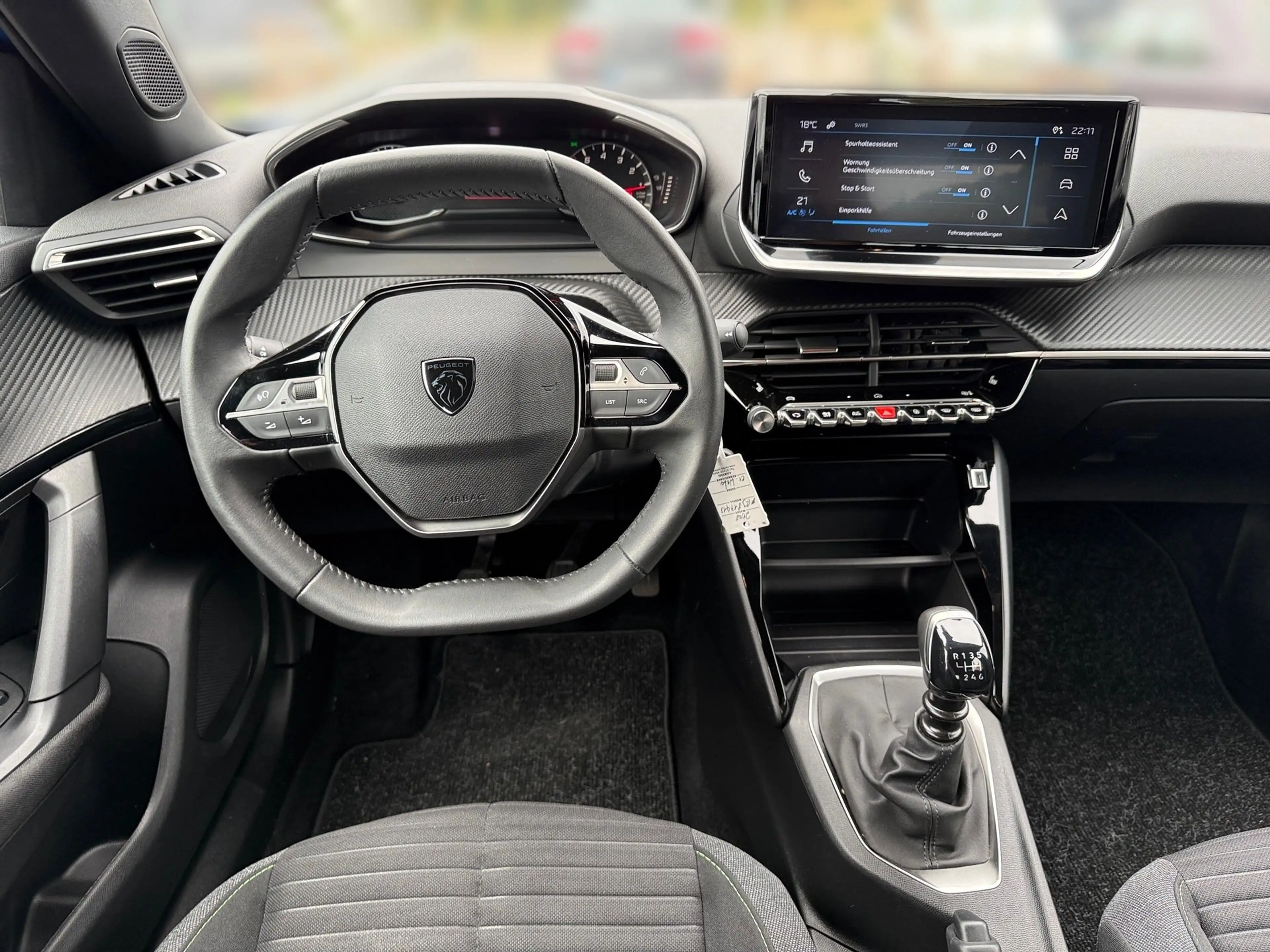 Peugeot 2008 1.2 PureTech 100 Active LED PDC KlimaA — photo 9