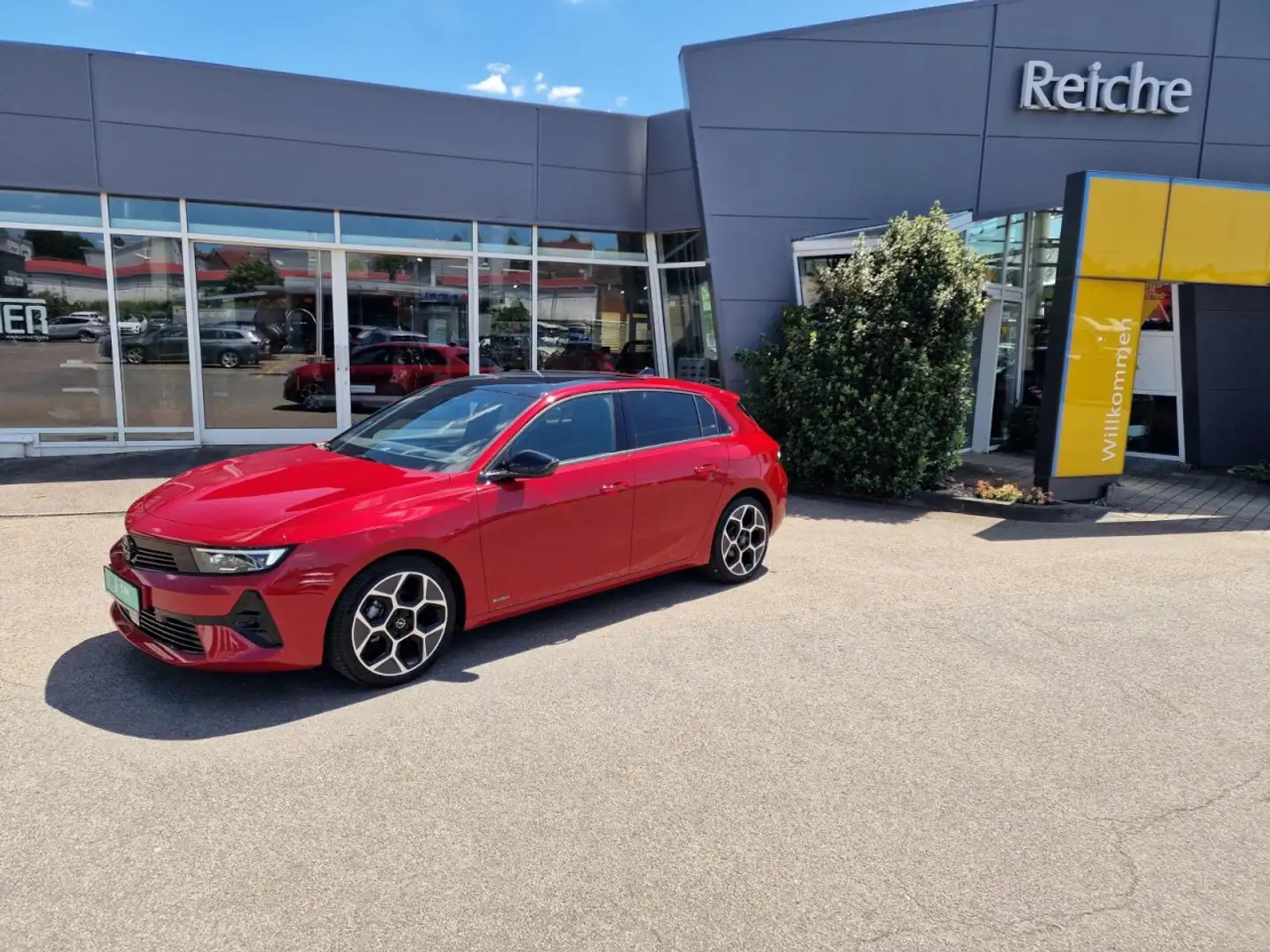 Opel Astra GS 1,2 AT+NAV+PANO+HUD+ACC+SHZ+RFK+HIFI Klima Rouge - 1