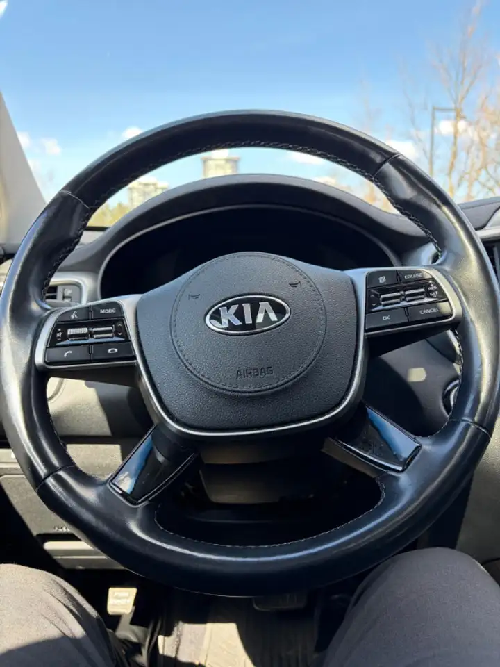 Kia Sorento снимка Kia Sorento