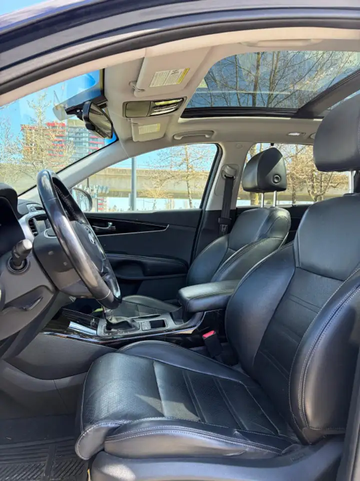 Kia Sorento снимка Kia Sorento