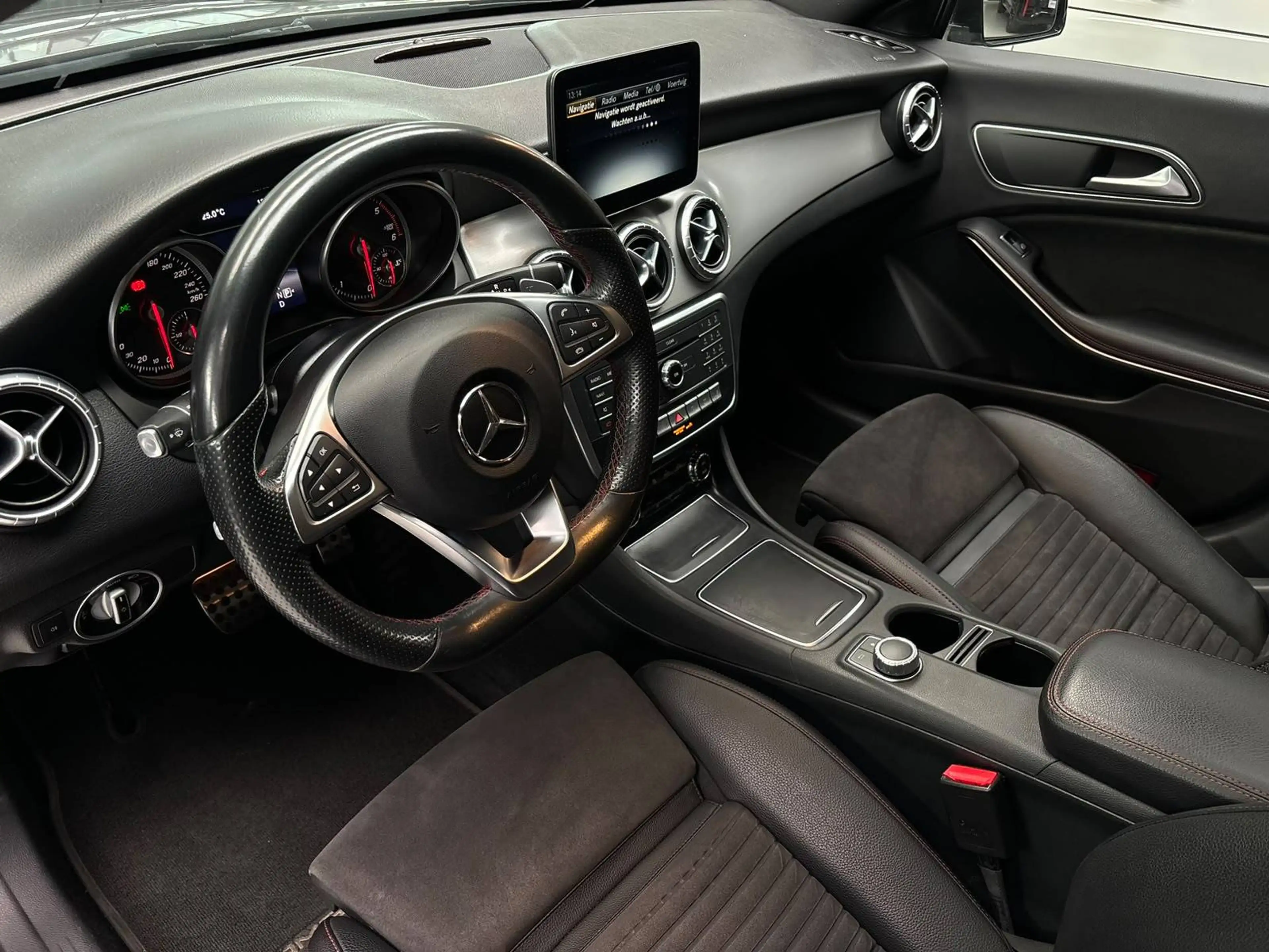 Mercedes-Benz CLA 220 CLA 220 d AMG LINE AMG PACK FACE LIFT AUTOMAAT ! — photo 9