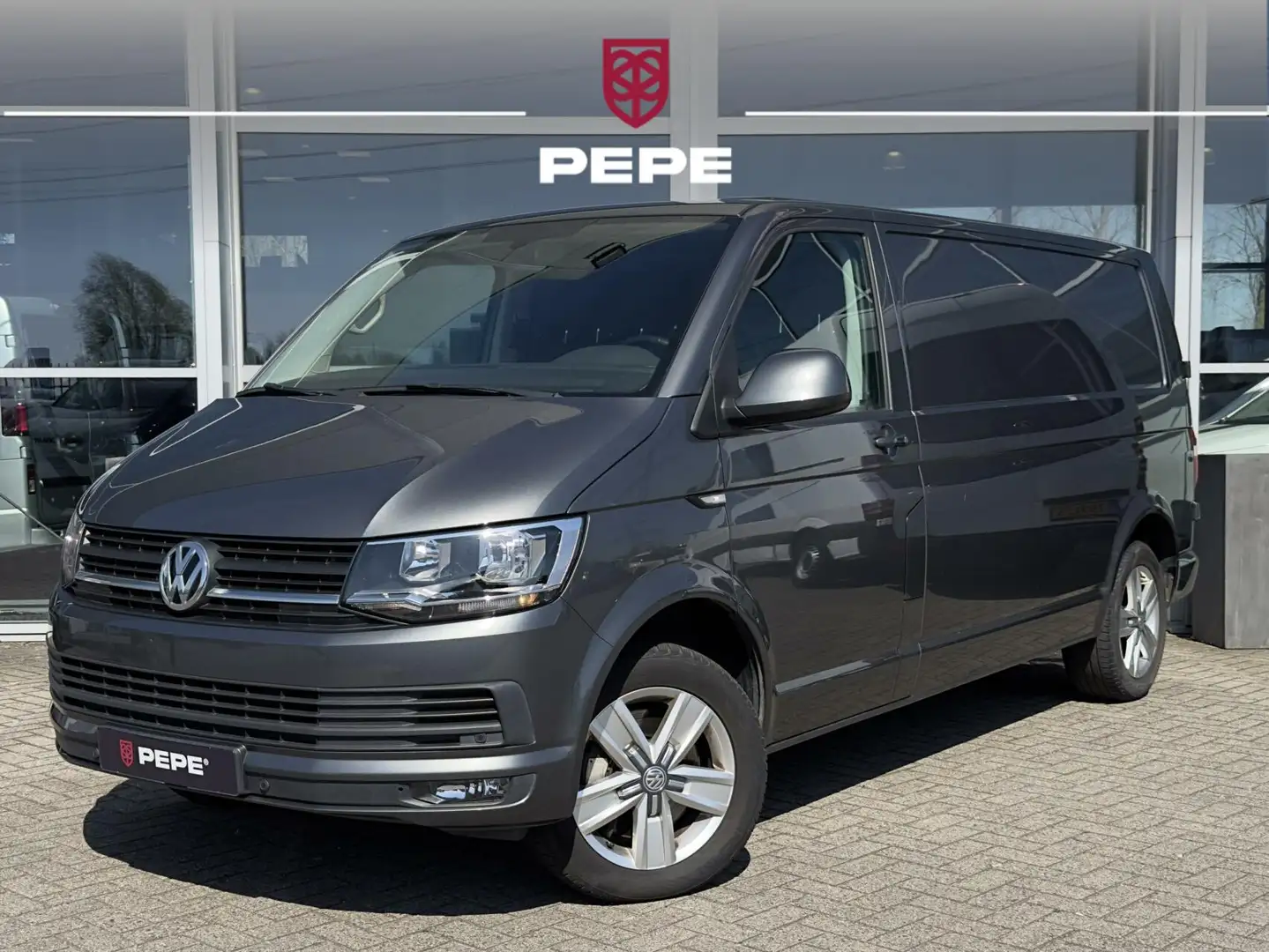 Volkswagen T6 Transporter 2.0 TDI L2H1 DC Comfortline Gris - 1