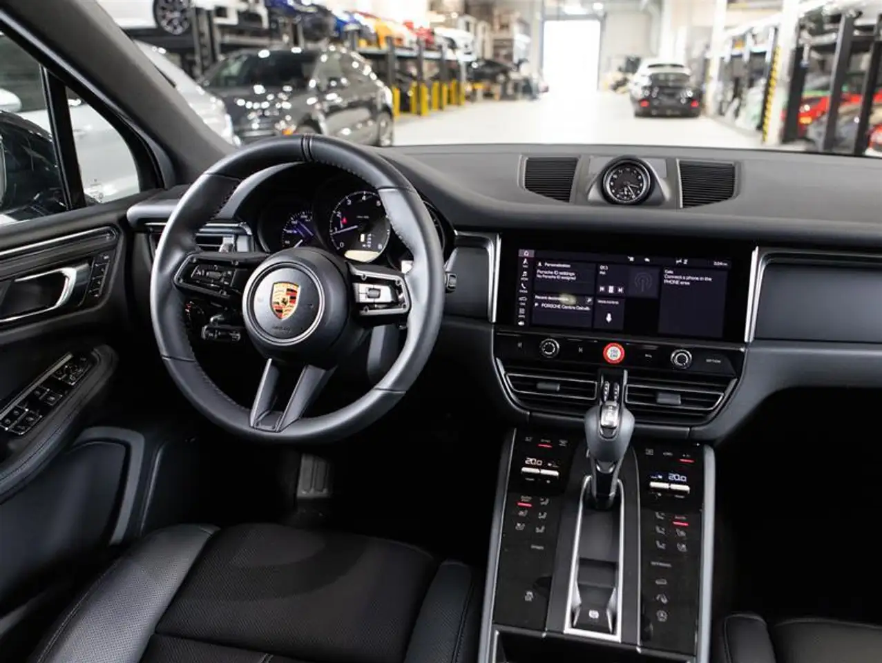 Porsche Macan снимка Porsche Macan