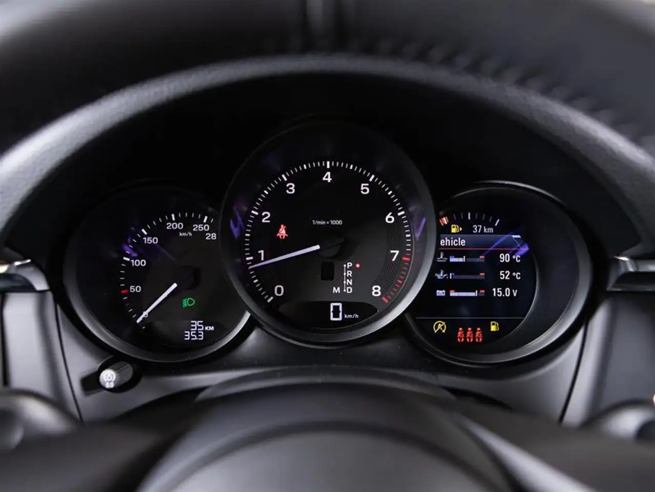 Porsche Macan снимка Porsche Macan
